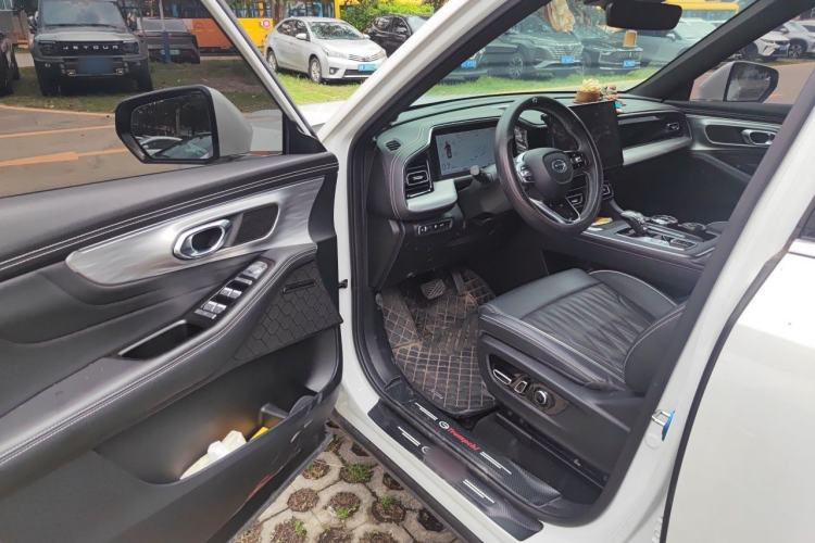 Used GAC Trumpchi GS8 2022 Linghang Series 2.0 TGDI Two-Wheel-Drive Luxury Smart Connectivity Version (7 Seats) Driver Seat