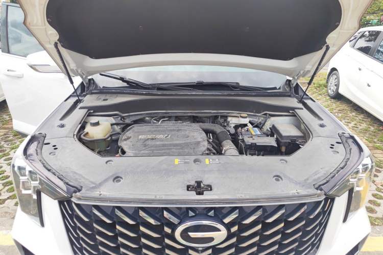 Used GAC Trumpchi GS8 2022 Linghang Series 2.0 TGDI Two-Wheel-Drive Luxury Smart Connectivity Version (7 Seats) Engine Bay