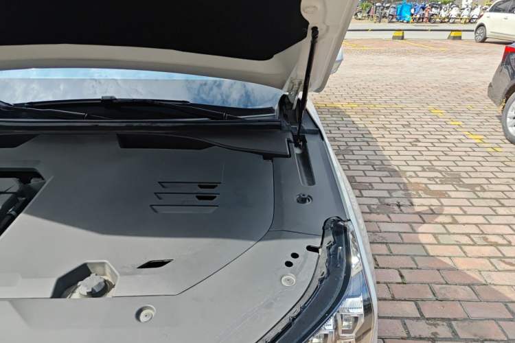 Used GAC Trumpchi GS8 2022 Double-Energy Series 2.0TM Four-Wheel Drive Premium Edition (7 Seats) Engine Bay Left