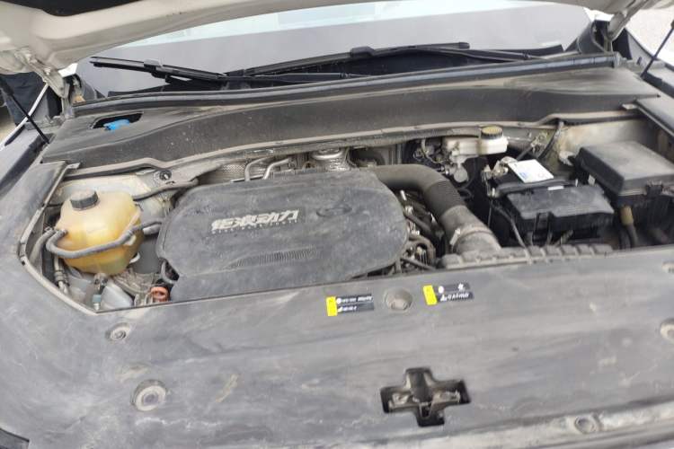 Used GAC Trumpchi GS8 2022 Linghang Series 2.0 TGDI Two-Wheel Drive Luxury Smart Connectivity Version (6 Seats) Engine Bay