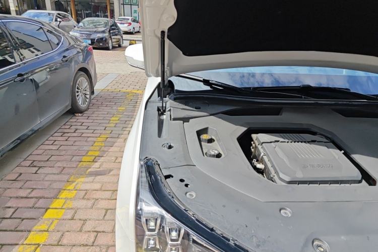 Used GAC Trumpchi GS8 2022 Double-Energy Series 2.0TM Four-Wheel Drive Premium Edition (7 Seats) Engine Bay Right