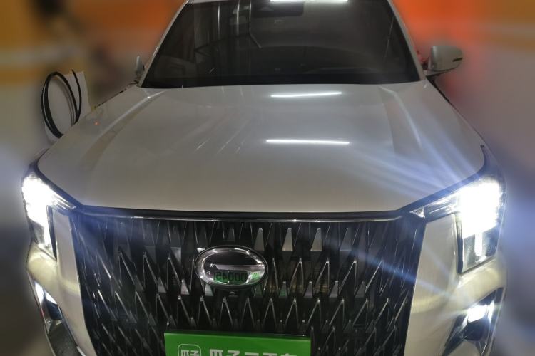 Used GAC Trumpchi GS8 2022 Dual-Engine Series 2.0TM Two-Wheel Drive Prestige Edition (7 Seats) Front
