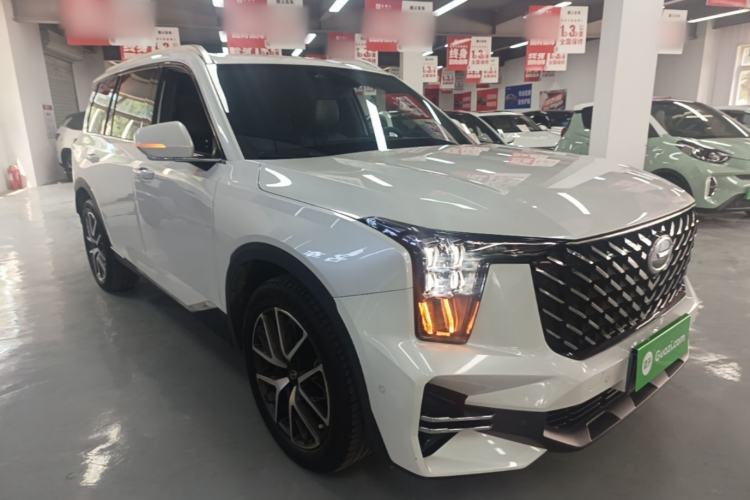 Used GAC Trumpchi GS8 2022 Flagship Series 2.0 TGDI Two-Wheel-Drive Prestige Edition (7 Seats) Front Right 45 Deg