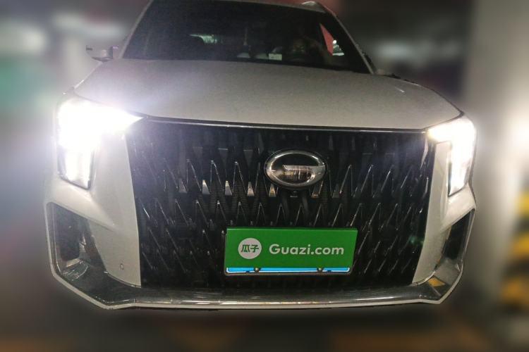 Used GAC Trumpchi GS8 2022 Dual-Engine Series 2.0TM Two-Wheel Drive Prestige Edition (7 Seats) Front