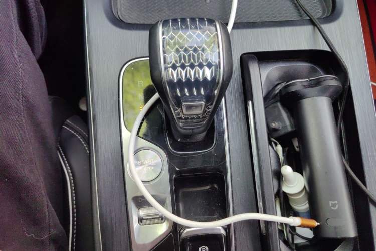 Used GAC Trumpchi GS8 2022 Flagship Series 2.0 TGDI Two-Wheel-Drive Prestige Edition (7 Seats) Gear Lever