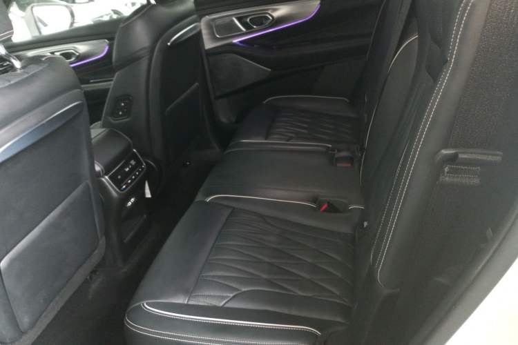 Used GAC Trumpchi GS8 2022 Flagship Series 2.0 TGDI Two-Wheel-Drive Prestige Edition (7 Seats) Interior 4