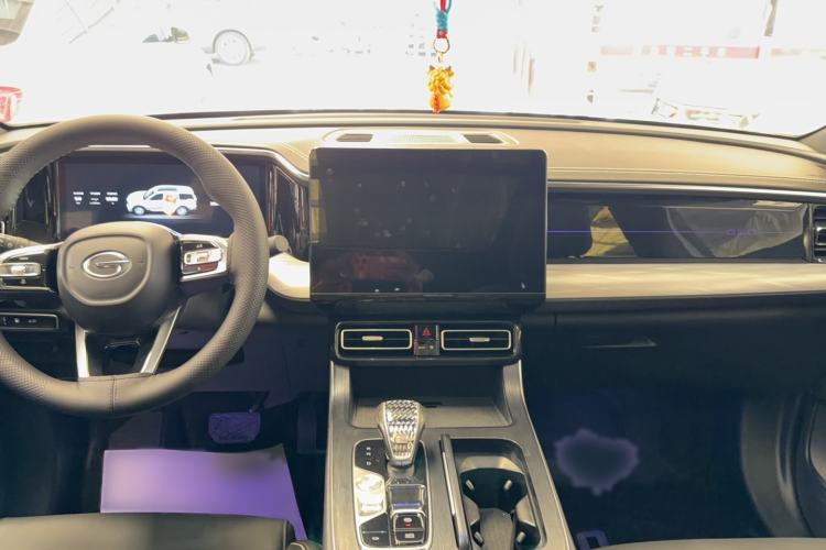 Used GAC Trumpchi GS8 2022 Linghang Series 2.0 TGDI Two-Wheel-Drive Luxury Smart Connectivity Version (7 Seats) Interior 7