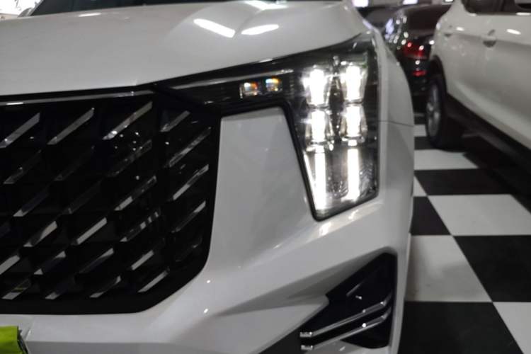Used GAC Trumpchi GS8 2022 LINGHANG Series 2.0 TGDI Two-Wheel-Drive Luxury Edition (7 Seats) Left Front Headlight
