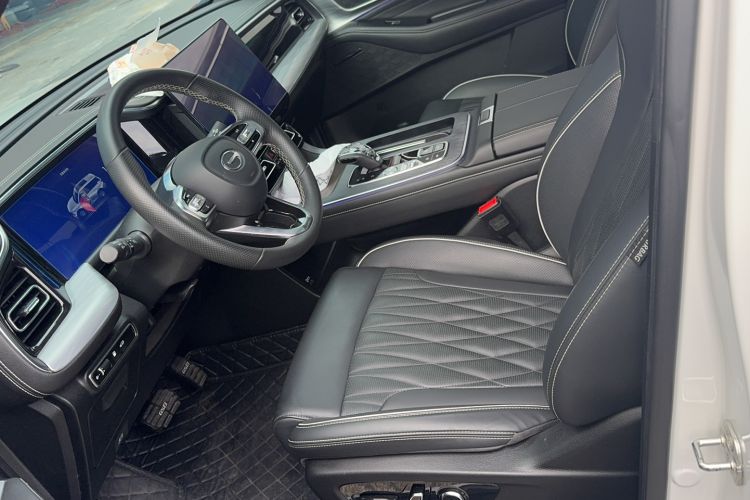 Used GAC Trumpchi GS8 2022 Linghang Series 2.0 TGDI Two-Wheel-Drive Luxury Smart Connectivity Version (7 Seats) Left Front Seat