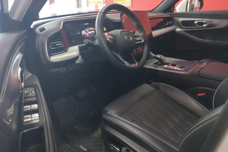 Used GAC Trumpchi GS8 2022 Linghang Series 2.0 TGDI Two-Wheel-Drive Luxury Smart Connectivity Version (7 Seats) Left Front Seat