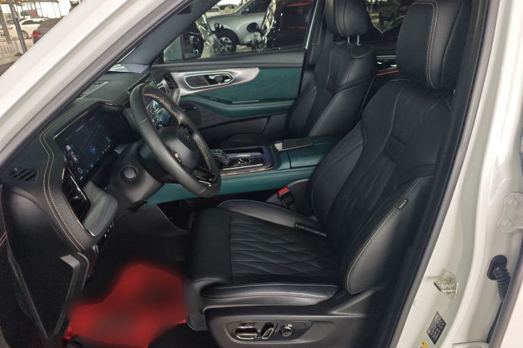 Used GAC Trumpchi GS8 2022 Dual-Engine Series 2.0TM Two-Wheel Drive Prestige Edition (7 Seats) Left Front Seat