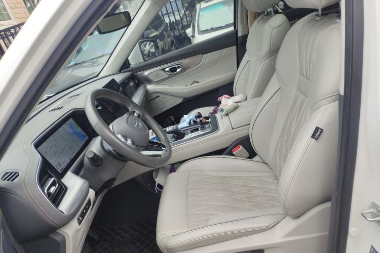 Used GAC Trumpchi GS8 2022 Linghang Series 2.0 TGDI Two-Wheel Drive Luxury Smart Connectivity Version (6 Seats) Left Front Seat