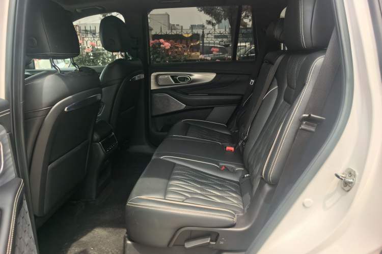 Used GAC Trumpchi GS8 2022 Flagship Series 2.0 TGDI Two-Wheel-Drive Prestige Edition (7 Seats) Left Rear Seat