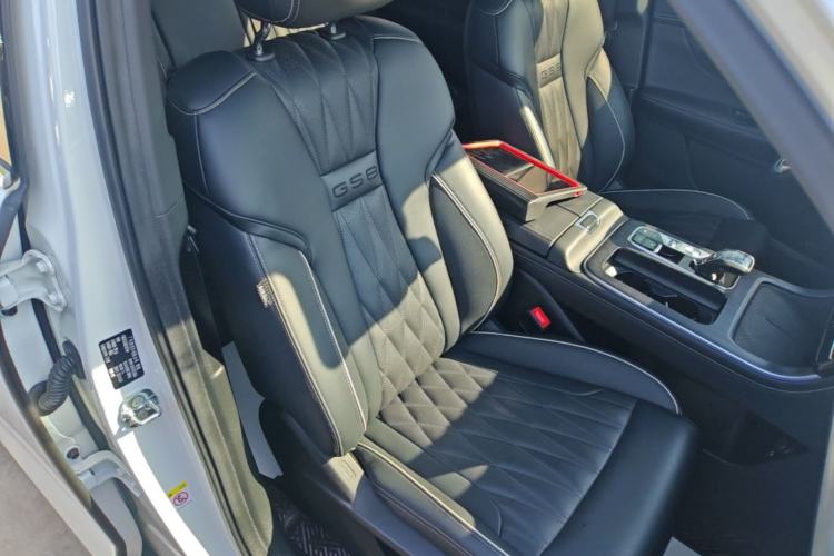 Used GAC Trumpchi GS8 2022 Flagship Series 2.0 TGDI Two-Wheel-Drive Prestige Edition (7 Seats) Right Front Seat