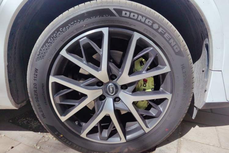 Used GAC Trumpchi GS8 2022 Flagship Series 2.0 TGDI Two-Wheel-Drive Prestige Edition (7 Seats) Right Front Wheel Hub