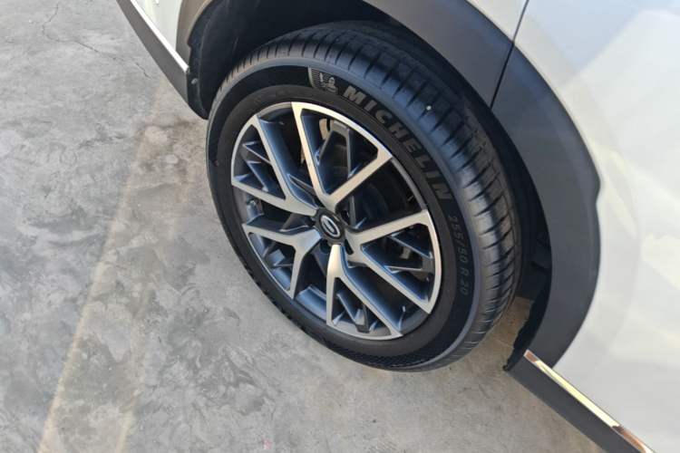 Used GAC Trumpchi GS8 2022 Flagship Series 2.0 TGDI Two-Wheel-Drive Prestige Edition (7 Seats) Right Rear Wheel Hub