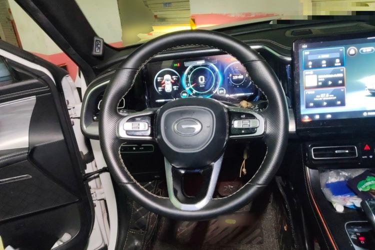 Used GAC Trumpchi GS8 2022 Linghang Series 2.0 TGDI Two-Wheel-Drive Luxury Smart Connectivity Version (7 Seats) Steering Wheel