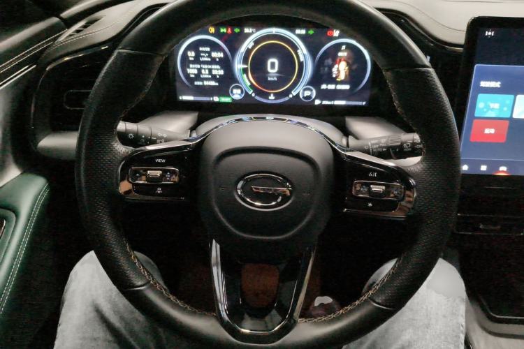 Used GAC Trumpchi GS8 2022 Dual-Engine Series 2.0TM Two-Wheel Drive Prestige Edition (7 Seats) Steering Wheel