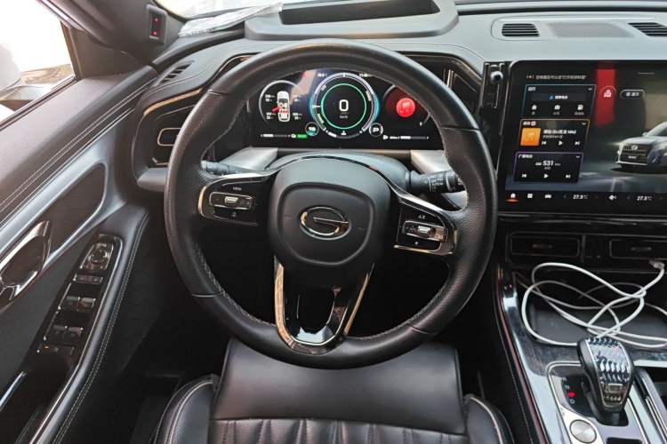 Used GAC Trumpchi GS8 2022 Dual-Engine Series 2.0TM Two-Wheel Drive Prestige Edition (7 Seats) Steering Wheel