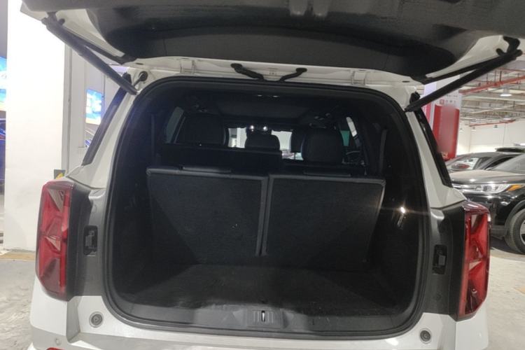 Used GAC Trumpchi GS8 2022 Dual-Engine Series 2.0TM Two-Wheel Drive Prestige Edition (7 Seats) Trunk