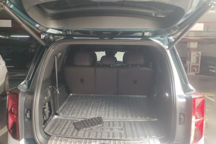 Used GAC Trumpchi GS8 2022 Linghang Series 2.0 TGDI Two-Wheel-Drive Luxury Smart Connectivity Version (7 Seats) Trunk