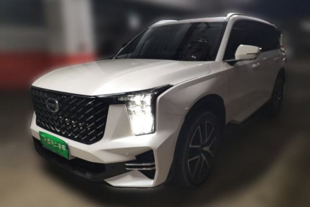 GAC Trumpchi GS8 2022 Linghang Series 2.0 TGDI Two-Wheel-Drive Luxury Smart Connectivity Version (7 Seats) usado
