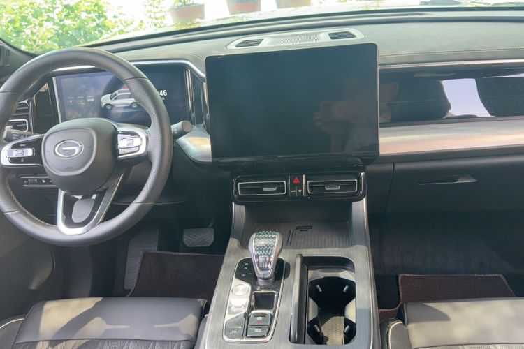 Used GAC Trumpchi GS8 2024 Linghang Series 2.0 TGDI Four-Wheel Drive Luxury Smart Connectivity Version Audio And AC Panel