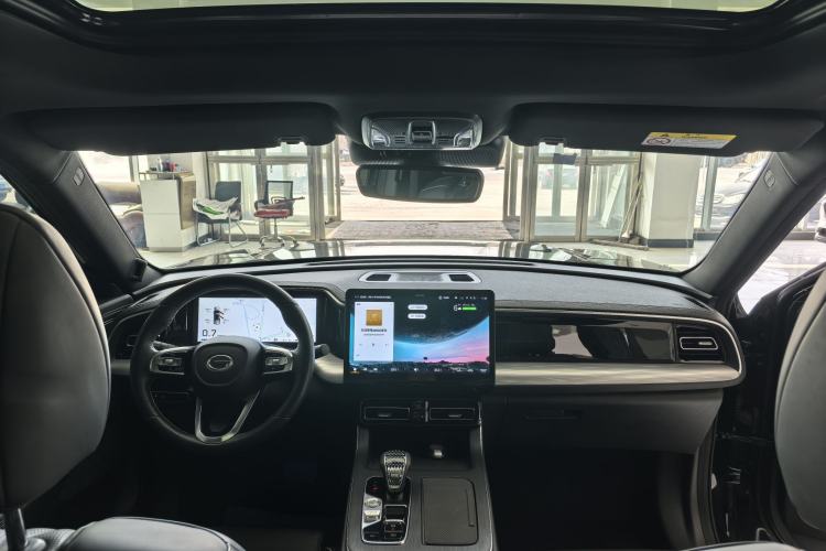 Used GAC Trumpchi GS8 2024 Linghang Series 2.0 TGDI Two-Wheel Drive Luxury Smart Connectivity Version Audio And AC Panel