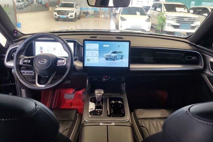 Used GAC Trumpchi GS8 2024 Linghang Series 2.0 TGDI Two-Wheel Drive Luxury Smart Connectivity Version Center Console