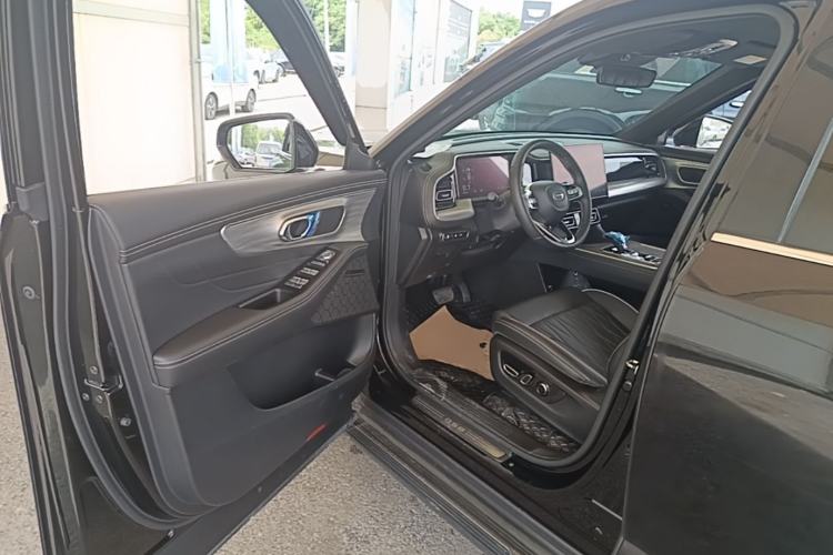 Used GAC Trumpchi GS8 2024 Linghang Series 2.0 TGDI Two-Wheel Drive Luxury Smart Connectivity Version Driver Seat
