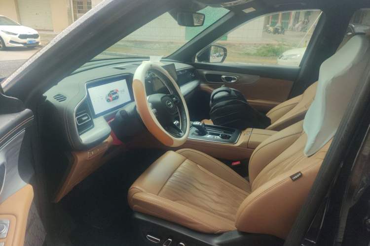 Used GAC Trumpchi GS8 2024 Linghang Series 2.0 TGDI Two-Wheel Drive Luxury Smart Connectivity Version Driver Seat