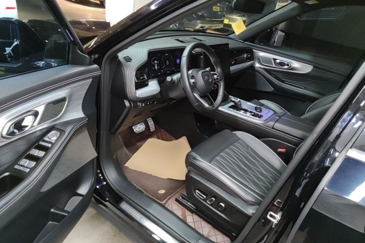 Used GAC Trumpchi GS8 2024 Linghang Series 2.0 TGDI Four-Wheel Drive Luxury Smart Connectivity Version Driver Seat