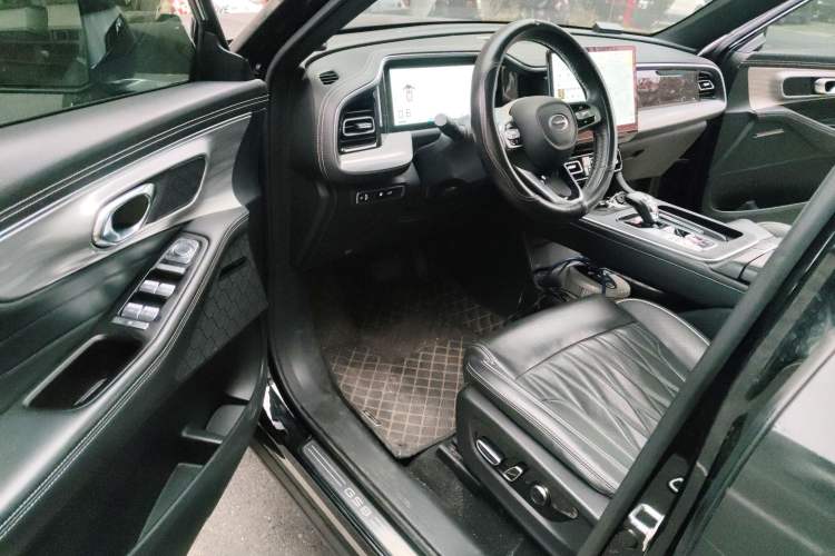 Used GAC Trumpchi GS8 2024 Linghang Series 2.0 TGDI Two-Wheel Drive Luxury Smart Connectivity Version Driver Seat