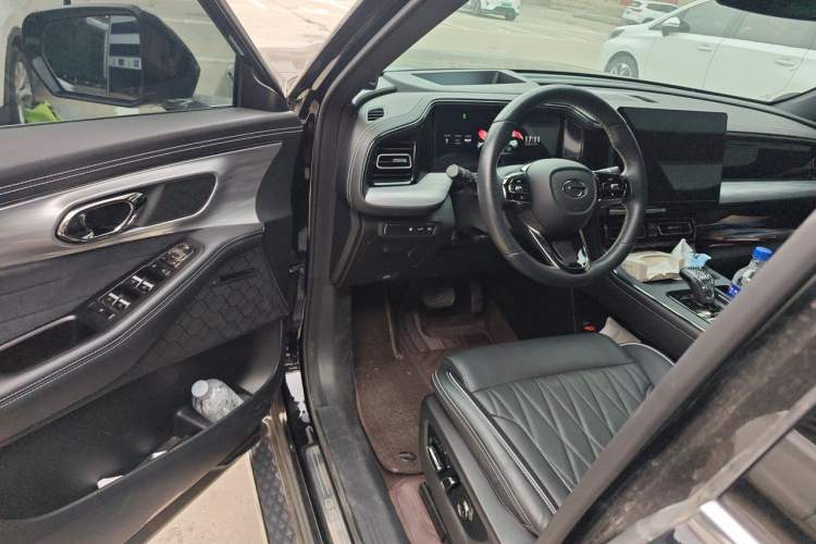 Used GAC Trumpchi GS8 2024 Dual-Motor Series 2.0TM Two-Wheel Drive Premium Edition Driver Seat