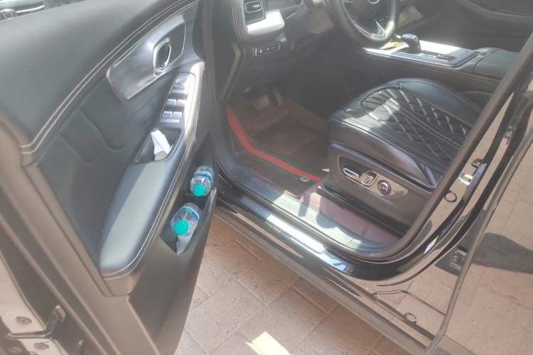 Used GAC Trumpchi GS8 2024 Linghang Series 2.0 TGDI Two-Wheel Drive Luxury Smart Connectivity Version Driver Seat