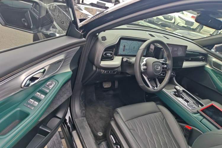Used GAC Trumpchi GS8 2024 Linghang Series 2.0 TGDI Four-Wheel Drive Luxury Smart Connectivity Version Driver Seat