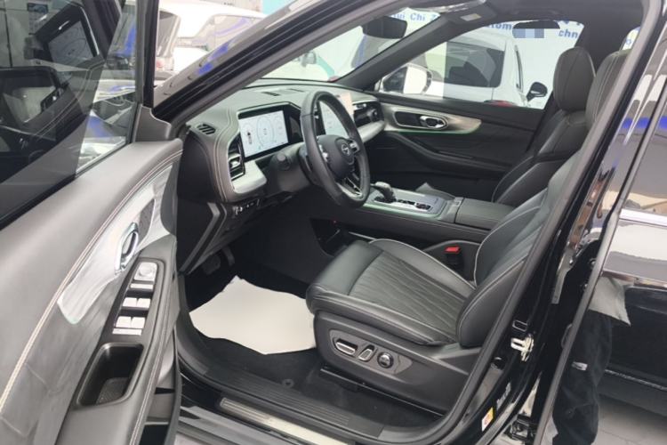 Used GAC Trumpchi GS8 2024 Linghang Series 2.0 TGDI Two-Wheel Drive Luxury Smart Connectivity Version Driver Seat