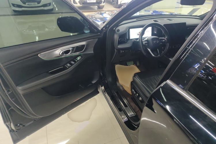 Used GAC Trumpchi GS8 2024 Linghang Series 2.0 TGDI Two-Wheel Drive Luxury Smart Connectivity Version Driver Seat