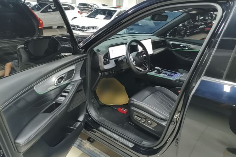 Used GAC Trumpchi GS8 2024 Linghang Series 2.0 TGDI Two-Wheel Drive Luxury Smart Connectivity Version Driver Seat