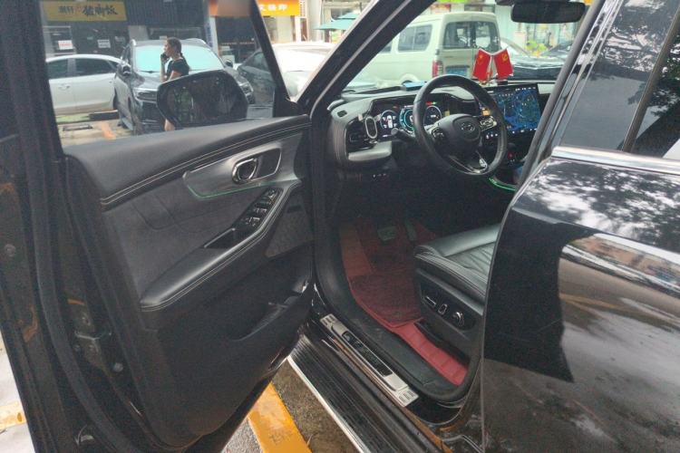 Used GAC Trumpchi GS8 2024 Dual-Motor Series 2.0TM Two-Wheel Drive Premium Edition Driver Seat