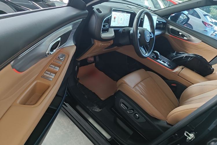 Used GAC Trumpchi GS8 2024 Linghang Series 2.0 TGDI Two-Wheel Drive Luxury Smart Connectivity Version Driver Seat