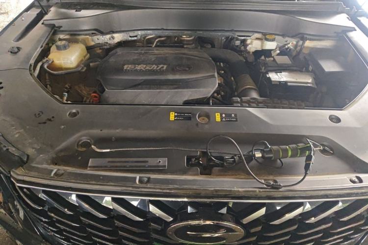 Used GAC Trumpchi GS8 2024 Linghang Series 2.0 TGDI Two-Wheel Drive Luxury Smart Connectivity Version Engine Bay