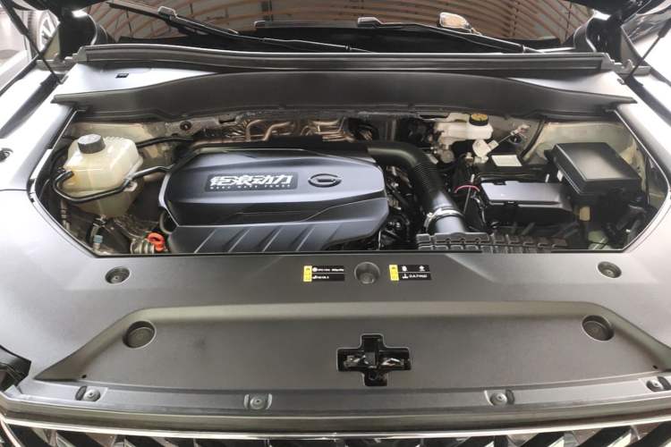 Used GAC Trumpchi GS8 2024 Linghang Series 2.0 TGDI Two-Wheel Drive Luxury Smart Connectivity Version Engine Bay