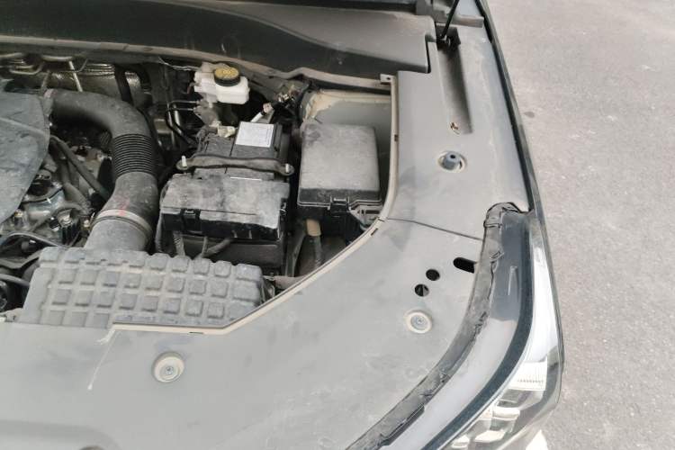 Used GAC Trumpchi GS8 2024 Linghang Series 2.0 TGDI Two-Wheel Drive Luxury Smart Connectivity Version Engine Bay Left