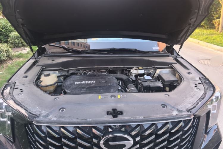 Used GAC Trumpchi GS8 2024 Linghang Series 2.0 TGDI Two-Wheel Drive Luxury Smart Connectivity Version Engine Bay