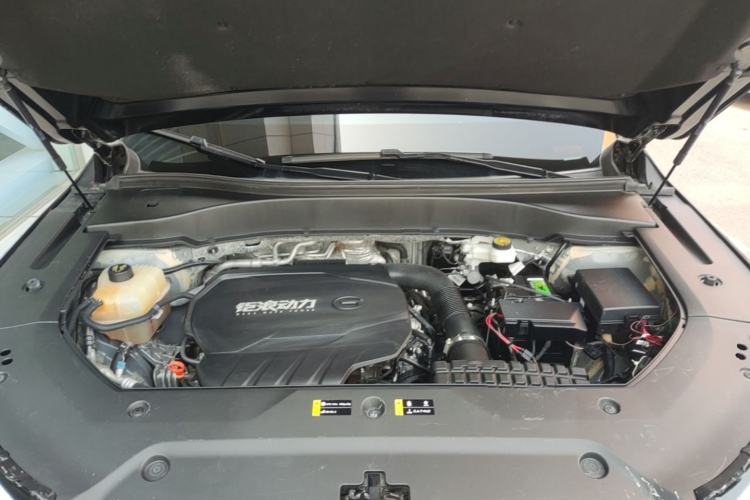 Used GAC Trumpchi GS8 2024 Linghang Series 2.0 TGDI Two-Wheel Drive Luxury Smart Connectivity Version Engine Bay