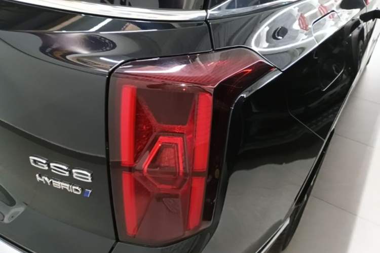Used GAC Trumpchi GS8 2024 Dual-Motor Series 2.0TM Two-Wheel Drive Premium Edition Exterior 3