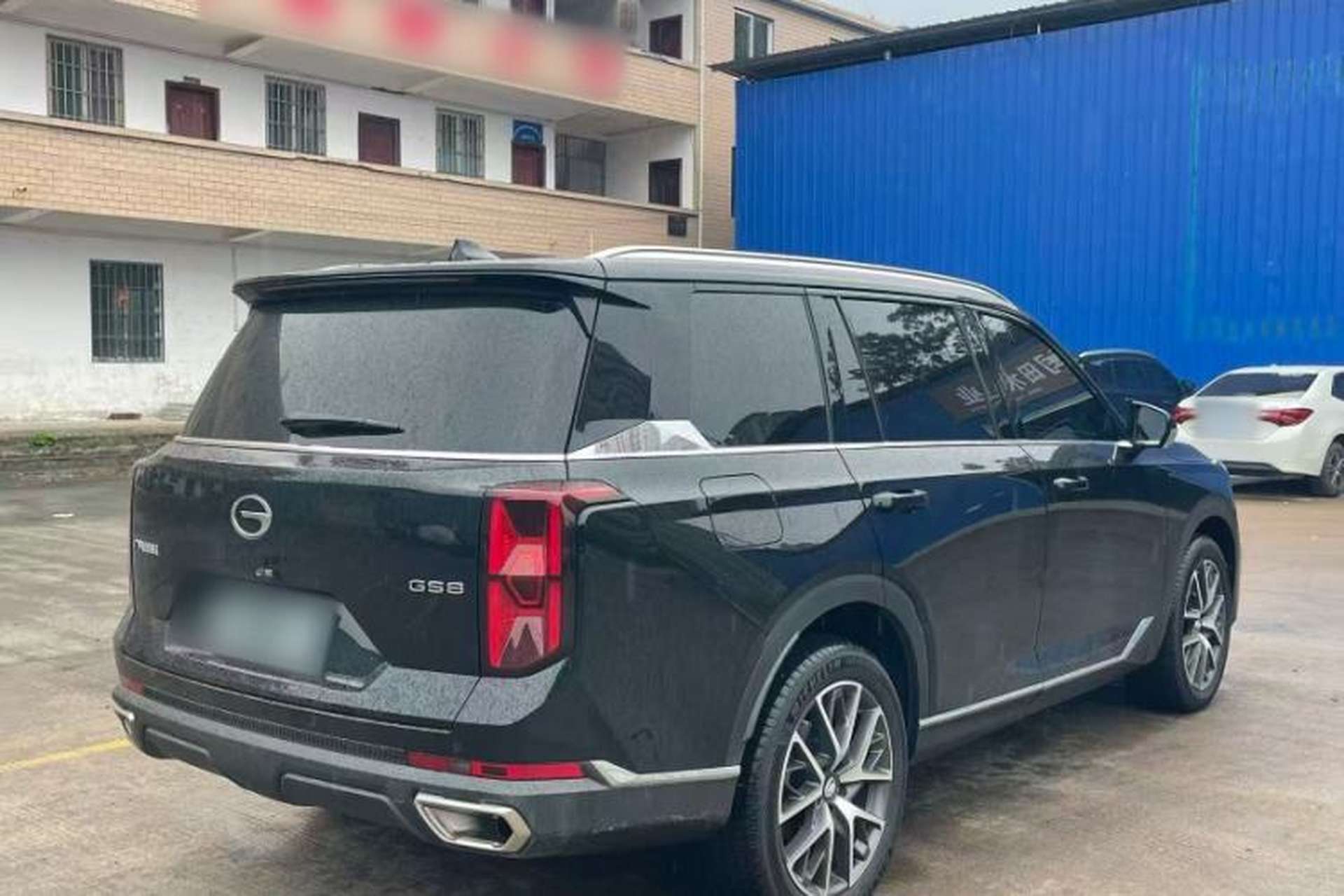 Used GAC Trumpchi GS8 2024 Linghang Series 2.0 TGDI Two-Wheel Drive Luxury Smart Connectivity Version Exterior 4