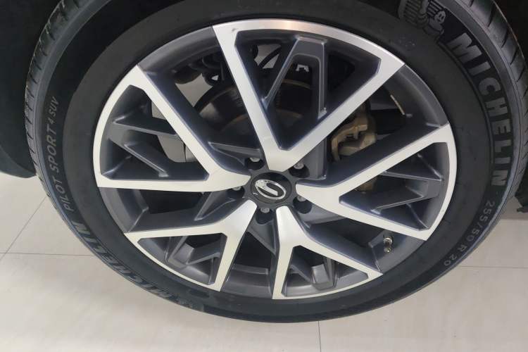 Used GAC Trumpchi GS8 2024 Linghang Series 2.0 TGDI Two-Wheel Drive Luxury Smart Connectivity Version Exterior 5