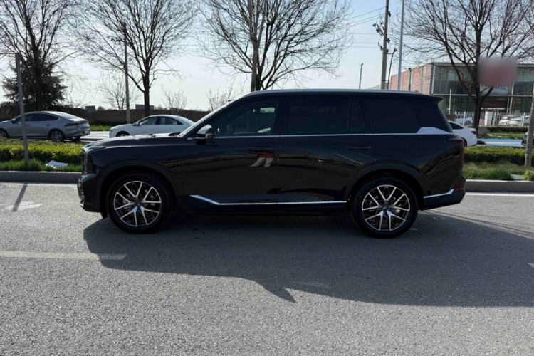 Used GAC Trumpchi GS8 2024 Linghang Series 2.0 TGDI Two-Wheel Drive Luxury Smart Connectivity Version Exterior 5